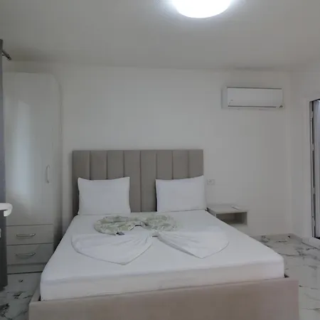 شقة Niki Shen Gjin Lezhë